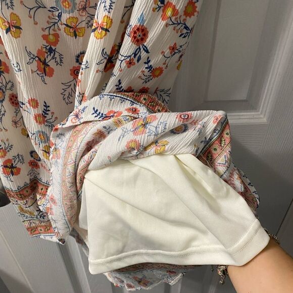 Hint of Mint Off-shoulder Tunic Top Floral Mixed Print Medium - Picture 5 of 9